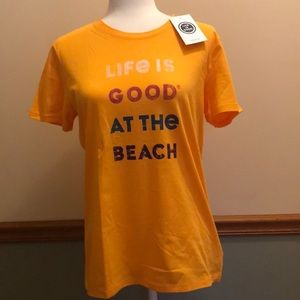 NWT Life is Good “ Life is Good at the Beach Medium t-shirt